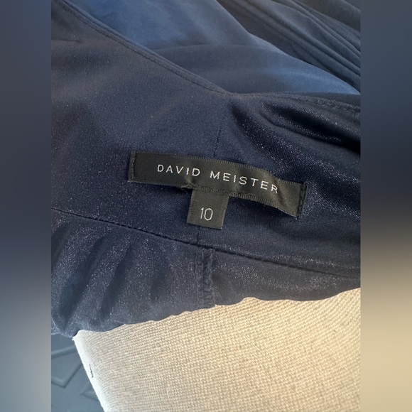 David Meister Royal Blue Halter V Neckline Evening Gown - Size 10 - Picture 6 of 8